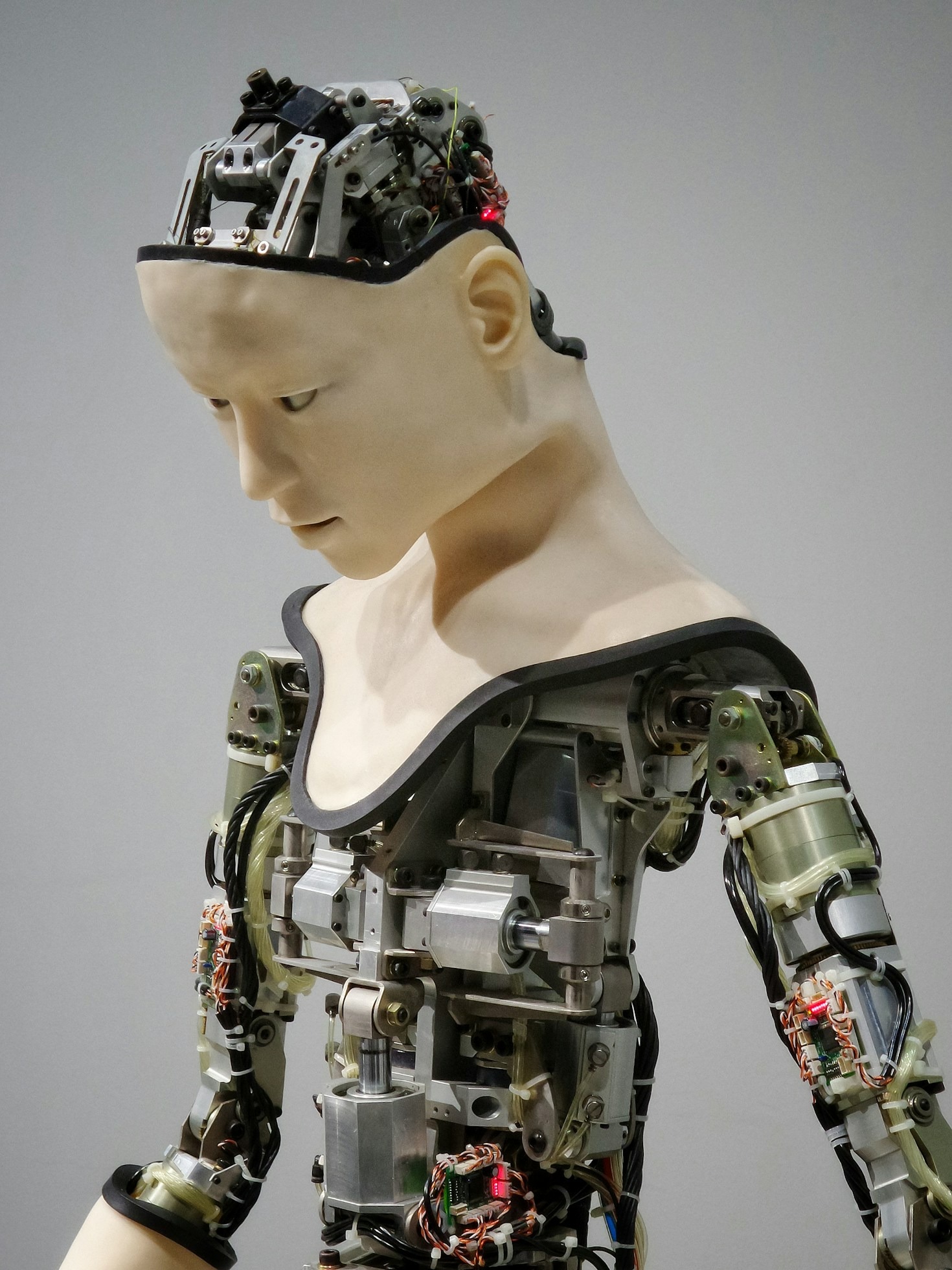 How AI and Blockchain Are Changing the Game